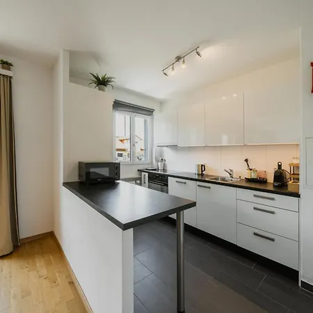 Bright With Two Parking Spaces Apartamento Ostermundigen